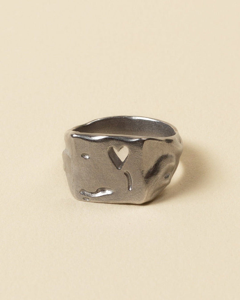 Heartless Ring