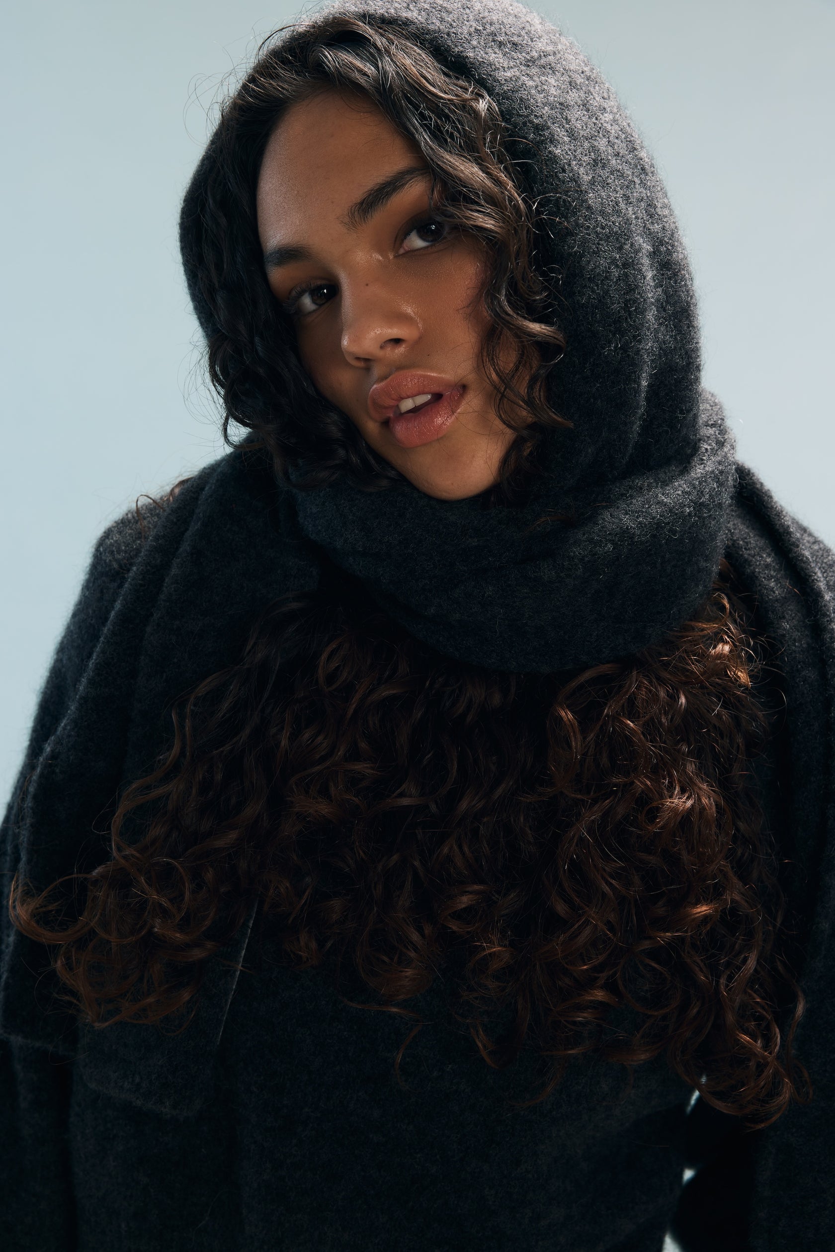 Capuche- Échapre Gris Foncé Jina