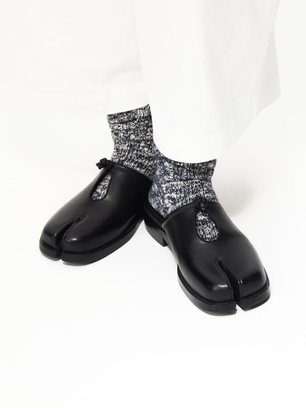 Mules Tabi en cuir de vachette - Noir
